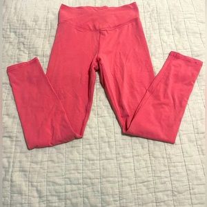 Pink old navy crisscross high-rise leggings.